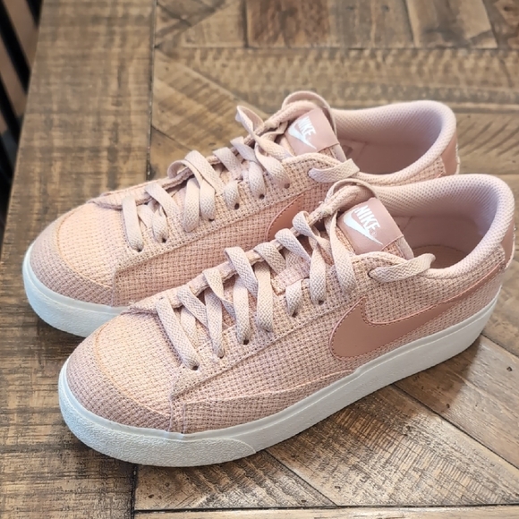 Nike Women's Blush Pink Sneakers - Picture 1 of 8